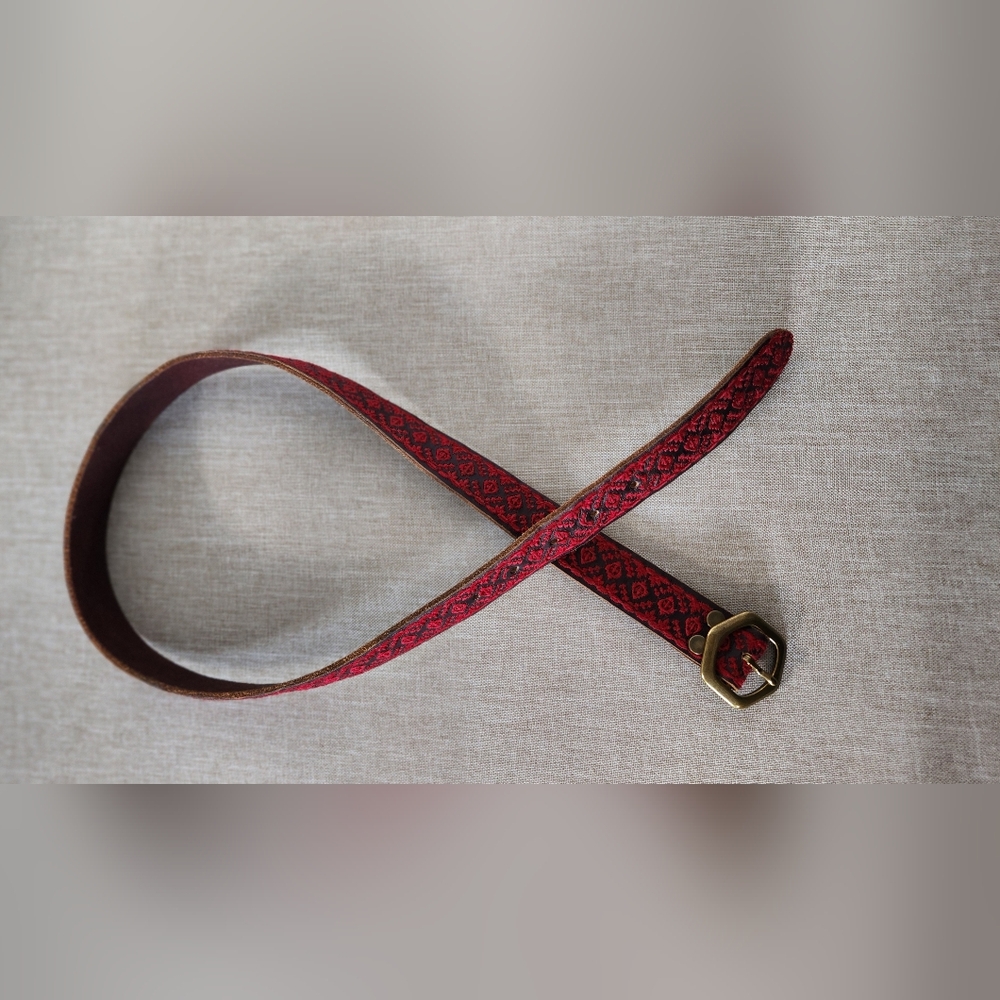 Lucky Brand Leather Belt, with embroidered detail. Red and Black. - Picture 2 of 8